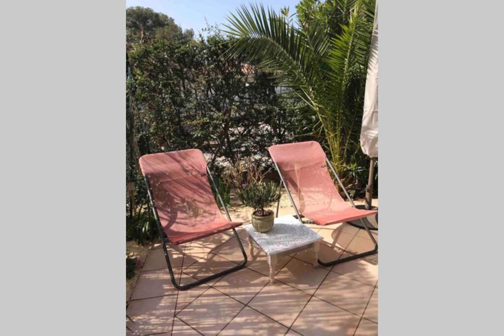 La Petite Pinede Studio Climatise Proche Plage Sanary-sur-Mer Zewnętrze zdjęcie