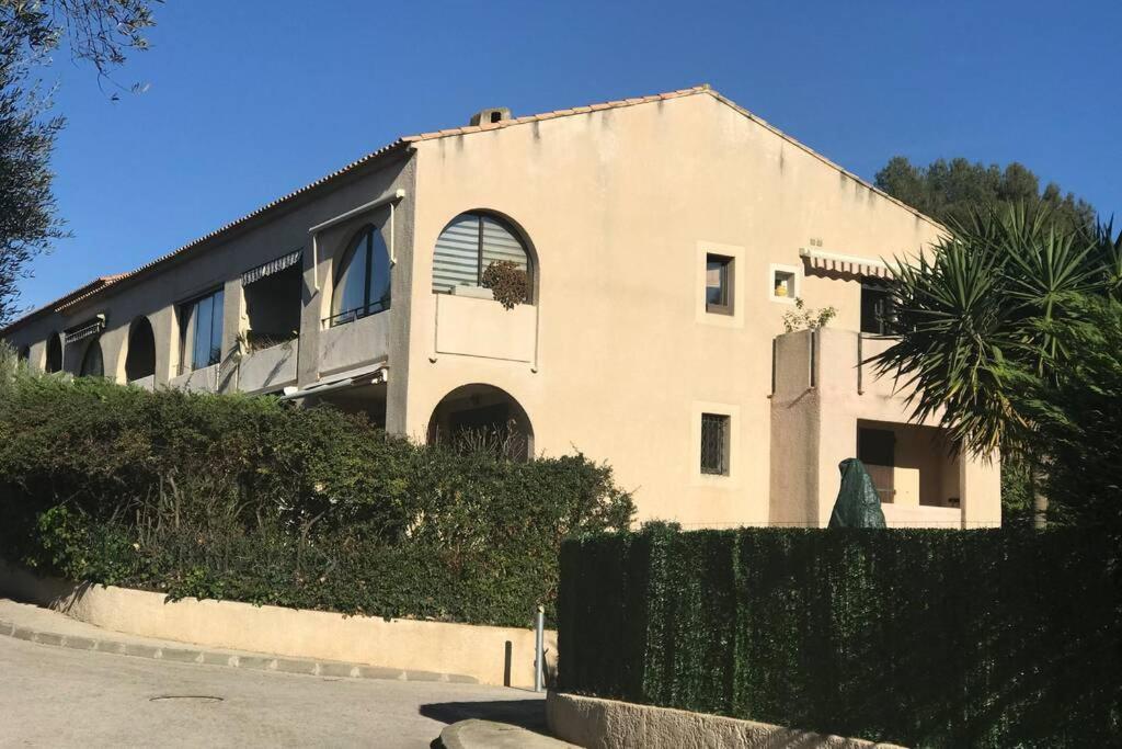 La Petite Pinede Studio Climatise Proche Plage Sanary-sur-Mer Zewnętrze zdjęcie