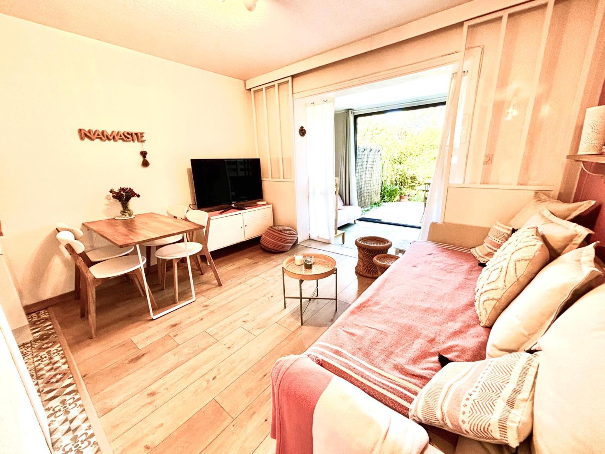 La Petite Pinede Studio Climatise Proche Plage Sanary-sur-Mer Zewnętrze zdjęcie